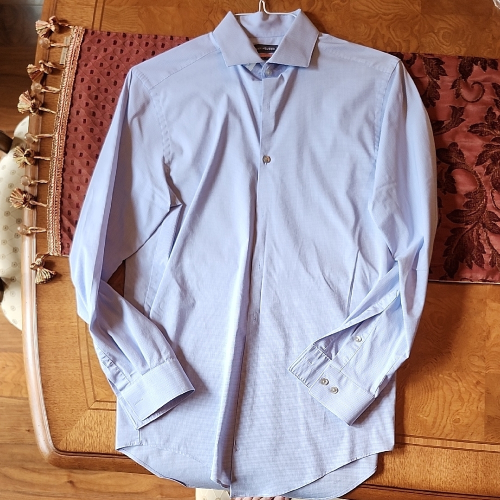 Men's VanHeusen Light Blue Dress Shirt 15-15.5 32/33